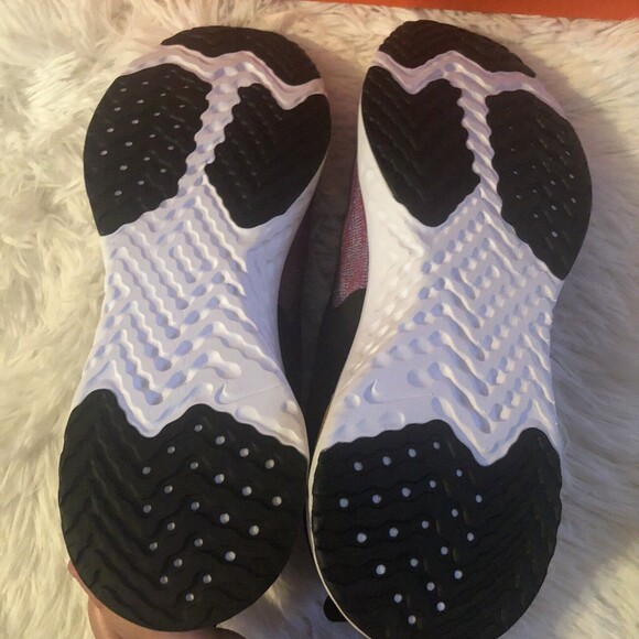 New Nike Size 9 Men’s Odyssey React 2 Flyknit Shoes Black University Red - Picture 4 of 6